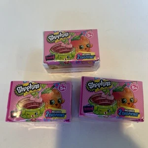 Shopkins Season 4 Blind Box 2 Shopkins Inside Lot Of 3 - 2 Pink Basket, 1 White - Picture 1 of 4