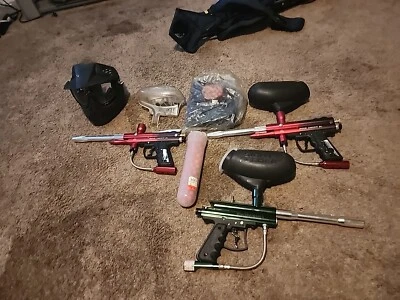 1 Mask, 3 Guns, 3 Tanks(one Is Broken), 1 Reloader,  - Image 1 of 4