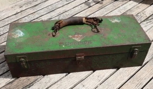 Very Rare 1930`/40`s Snap on Tools Green Toolbox with inner tray. 47cmx17cmx11cm - Picture 1 of 12