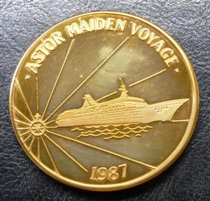 MS Astor Jungfernfahrt 1987 beeindruckende Bronze vergoldet großes Medaillon OVP - Bild 1 von 6