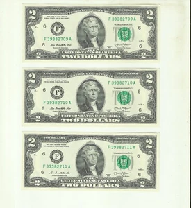 $2 Bills Crisp Uncirculated Consecutive Serial Numbers 3 Bills - Picture 1 of 4