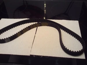 genuine ford escort/mondeo/fiesta/courier/mazda 121 timing belt - Picture 1 of 2