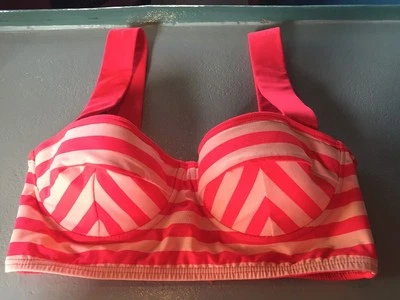 Nuevo con etiquetas Top Bralette de Bikini Kate Spade Georgica Beach Rayas S24040A Talla M Geranio Foto 1 de 4