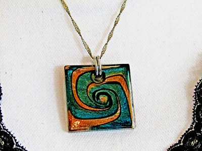 "Collar de cadena de plata de 18"" colgante cuadrado de vidrio de 1,5"" hecho a mano de cobre y turquesa" Foto 1 de 4