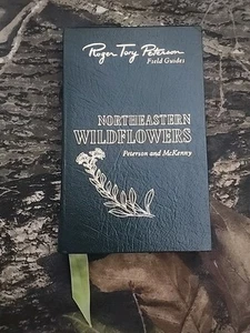 Roger Tory Peterson Field Guides NorthEastern Wildflowers Peterson & McKenny - Picture 1 of 9