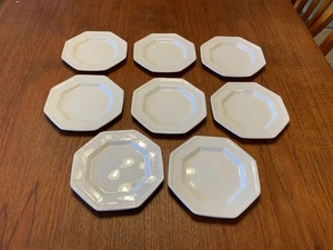 "Juego de 8 platos de ensalada/postre Johnson Brothers Bros England Heritage blancos de 6""" - Imagen 1 de 3