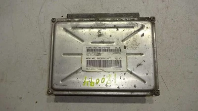 E082ngine ECM 3.4L ID: 09378702 Fits 2001 Silhouette 654 - Image 1 of 4