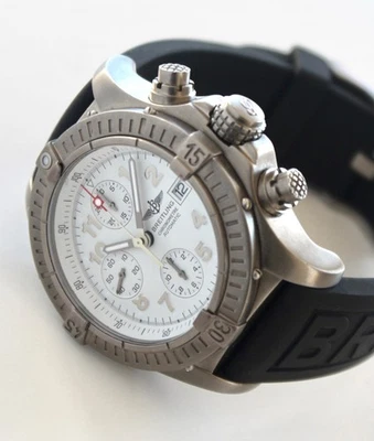 Reloj Breitling E13360 CHRONO AVENGER 44mm, Automático, TITANIO, Caja/Papeles, WOW Foto 1 de 4