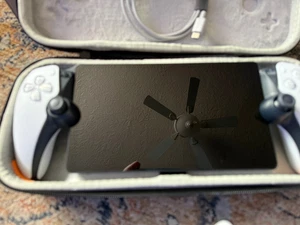 PlayStation Portal Remote Player Controller - With Hard case - Picture 1 of 6