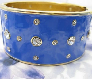 Dolly-Biojoux Bracelet Jonc Ovale 50-60 mm Ouvrable Emaillé Bleu Pavé Diamant Cz - Picture 1 of 2