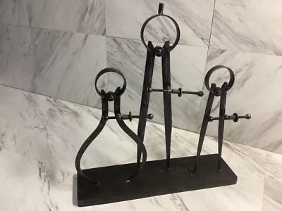 Juego de objetos negros antiguos de brújula y pinza - industrias esterlinas 51-10001 Foto 1 de 4