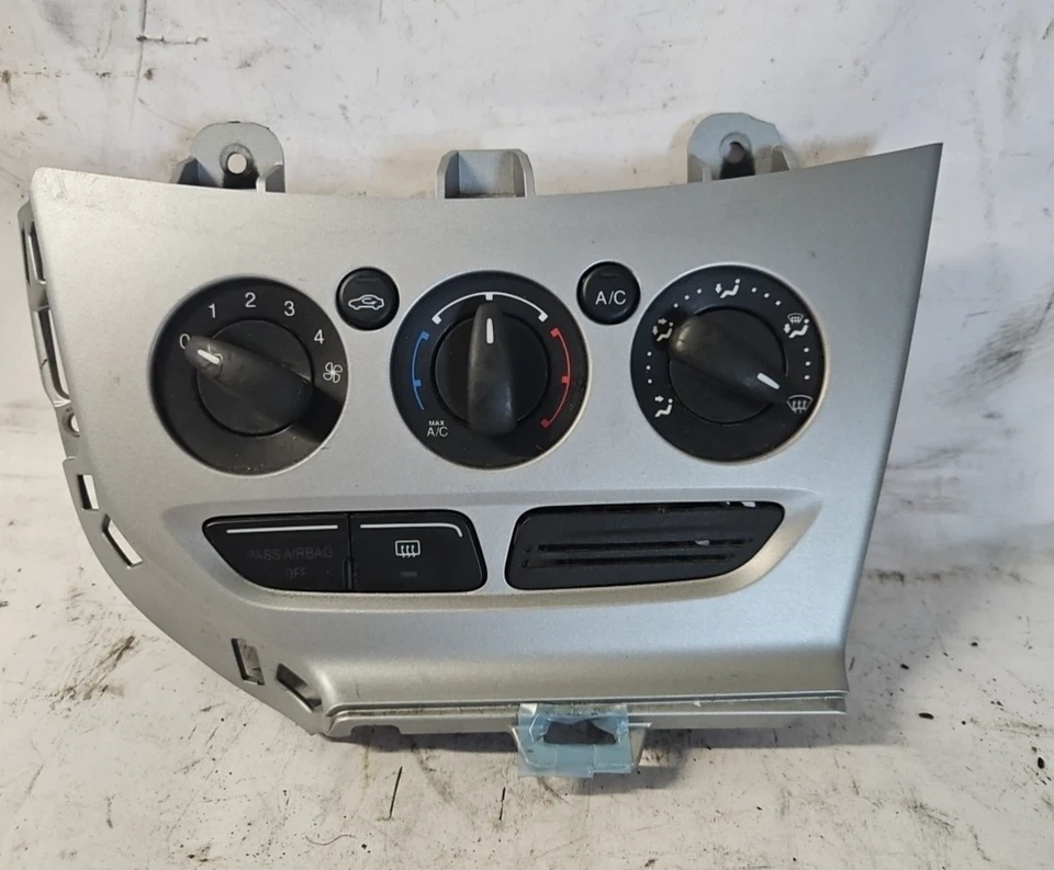 福特福克斯2012-2014温度暖通空调加热器交流气候控制模块开关 — 第 1/4 张图片