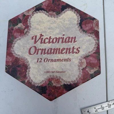 Juego de 12 adornos navideños victorianos 1995 C&T Enterprises decoración vintage en caja Foto 1 de 4