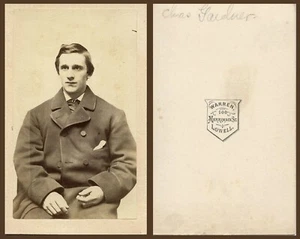 CIVIL WAR ERA CDV PHOTO PORTRAIT OF  YOUNG HANDSOME MAN BY WARREN, LOWELL, MASS. - Picture 1 of 1