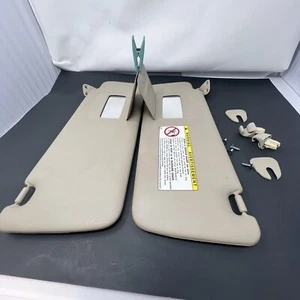 2001-2007 Toyota Highlander Sun Visor Set - Beige / Tan - Good Condition - Picture 1 of 19