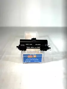 MICRO-TRAINS LINE Z SCALE 39' SINGLE DOME TANK CAR SWEET PURE MOLASSES 53000560 - Picture 1 of 3