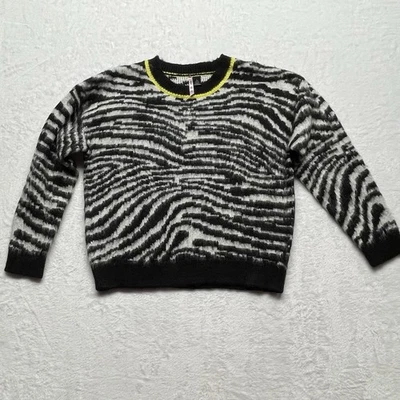 Love by Design Zebra Stripe Sweater Nordstrom ASO Diane Johnson Black-ish Large - Imagem 1 de 4
