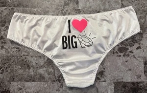NUOVE MUTANDINE HIPHUGGER VICTORIA'S SECRET L MAGLIA LISCIA I CUORE GRANDI DIAMANTI RARE - Foto 1 di 6