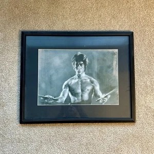 Obra de arte BRUCE LEE en blanco y negro mate y enmarcado vidrio 11x14 - Imagen 1 de 2