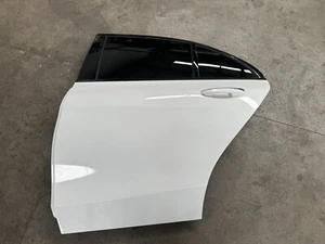 MERCEDES-BENZ AMG C-CLASS LEFT REAR DOOR W205 SEDAN A2057300105 - Picture 1 of 6