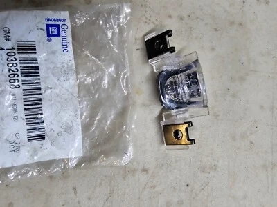 Luz de matrícula Buick Lorene 2005-2011, Chevy Cobalt #10382668  Foto 1 de 2
