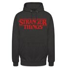 Stranger Things Czerwone logo Klasyczna bluza z kapturem unisex