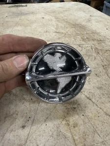 1955 Oldsmobile 88 98 GM Deluxe Steering Wheel Horn Center Cap Emblem 566432 - Picture 1 of 5