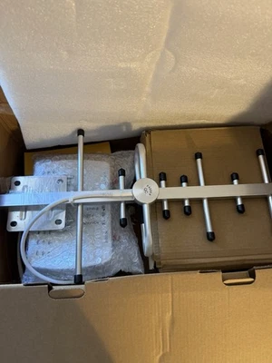 SZZJ Technology Cell Phone Signal Booster Kit 1 - 6000 sq ft Coverage - *NIB*MAX - Image 1 of 4
