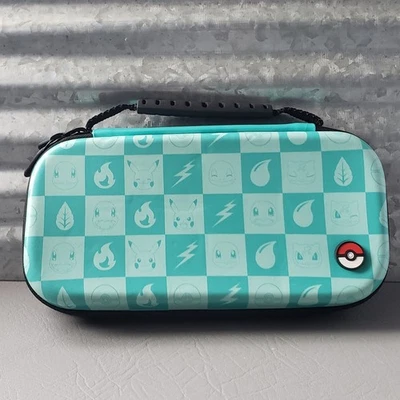 Estuche de Transporte Pokemon Nintendo Switch Lite Turquesa de PowerA Foto 1 de 3