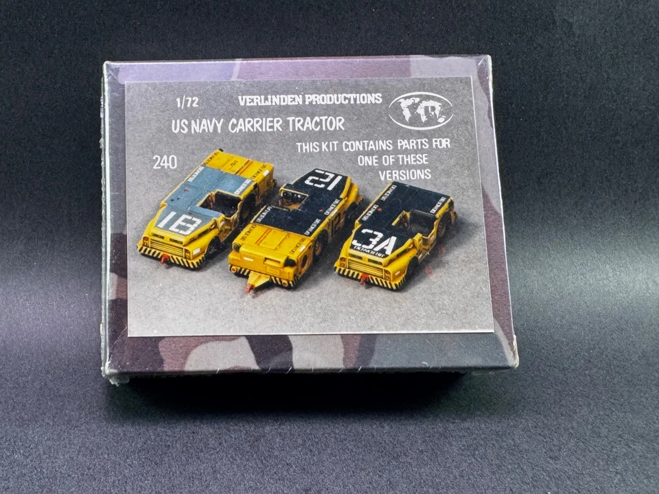 Verlinden Model Kit 240 1:72 Scale US Navy Carrier Tractor (1 of 3 Versions) - Image 1 of 1