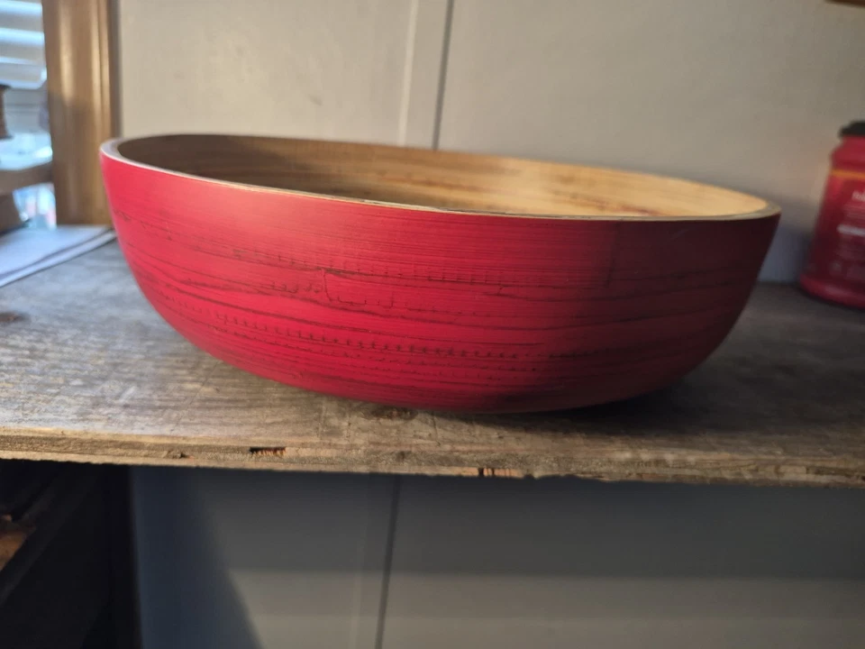 Ensaladera Lipper International 12" hecha a mano de bambú natural liviana grande  Foto 1 de 4