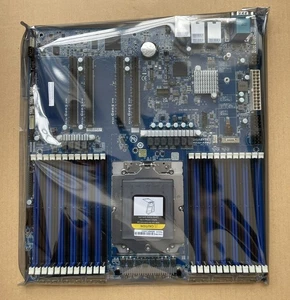 GIGABYTE MZ33-AR0 DDR5 Motherboard Support AMD EPYC 9004(9754/9684X/9654) - Afbeelding 1 van 3