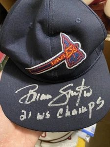 BRIAN SNITKER Signed Baseball Atlanta Braves Hat W/ 2021 WS Champ Inscribed - Picture 1 of 3