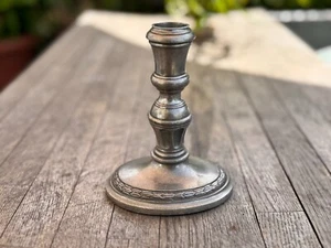 Royal Selangor VTG pewter candlestick, V&A Museum-14 cm tall -stamped - Picture 1 of 9