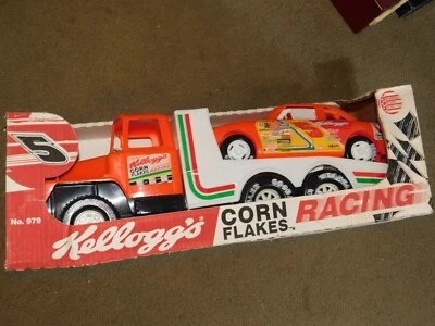 Juguete gay raro de plástico Terry Labonte Kellogg #5 NASCAR coche y camión transportador Foto 1 de 4