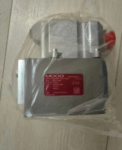 MOOG G631-3005B Servo Valve New Expedited Ship - Picture 1 of 1