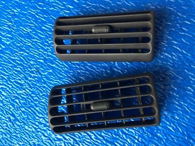 Jeep Wranger TJ 1997-2006 bisel de tablero central ventilación térmica conjunto par OEM Foto 1 de 3