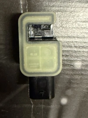 Jeep Wrangler  Gladiator Sensor.  68544629AA Axle Sensor For 18-24 - Image 1 of 3