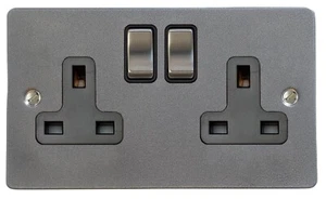 G&H FP310 Flat Plate Pewter 2 Gang Double 13A Switched Plug Socket - Imagen 1 de 1