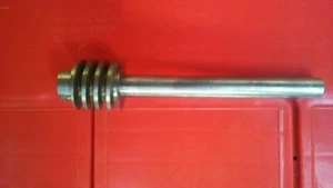 DELTA MILWAUKEE FRONT TRUNNON SHAFT WORM GEAR TCS-210 GOOD SHAPE - Picture 1 of 5