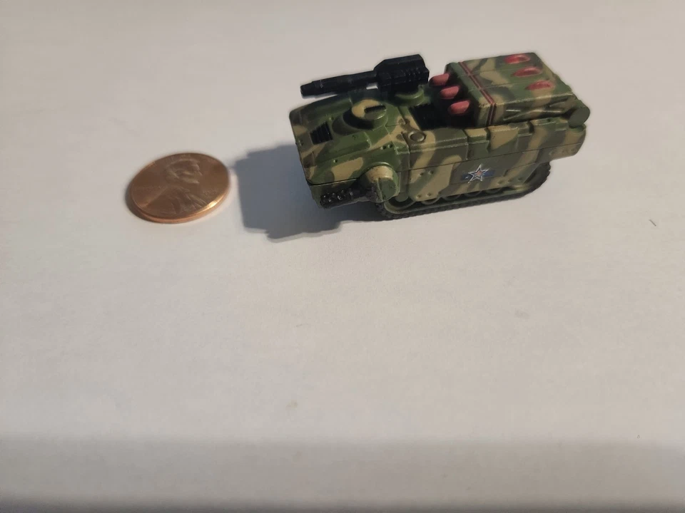 Micro Machines MILITARY Ramshead A5 Green Camouflaged Tank Red Star Symbol - Image 1 of 4