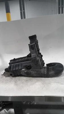 Used Air Cleaner Assembly fits: 2015 Volkswagen Jetta 1.8L engine ID CPRA Grade - Image 1 of 4