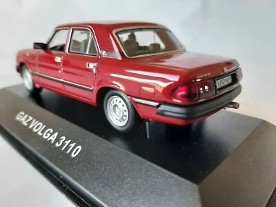 1/43 o scale ixo IST IST006 1997 Gaz 3110 Volga crack on acrylic Russian soviet - Image 1 of 4