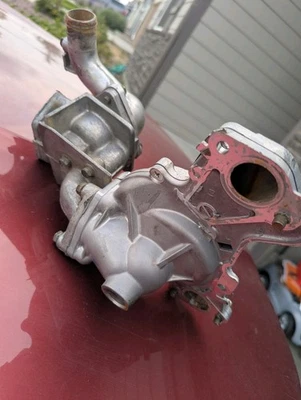 Bomba de agua motor AISAN WPM-069 para Mitsubishi Montero 2001-2006 Foto 1 de 4