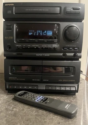 Aiwa NSX 2700 立体声系统,CD 小巧型光盘磁带,调幅调频收音机 带遥控器 — 第 1/4 张图片