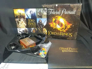 Trivial Pursuit Lord Of The Rings Trilogy Edition Pewter Figures Silvery Ring - Picture 1 of 12