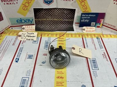 04-07 LÁMPARA ANTINIEBLA DERECHA PASAJERO TOYOTA HIGHLANDER con conector de cable coleta Foto 1 de 4