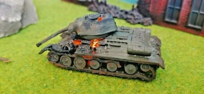 Zerstörter T-34 Carro Armato Incl. Flacker Fuoco LED Sovietico Modello Kit 1:87 - Immagine 1 di 4