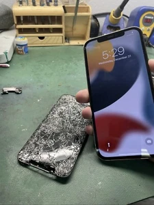 iPhone 12, 12 Pro, 12 Pro Max Glas Digitizer Austausch Reparatur Service!! - Bild 1 von 1