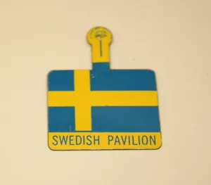1964 1965 New York Worlds Fair Swedish Pavilion Tin Litho Tab Button Pin NOS New - Picture 1 of 4
